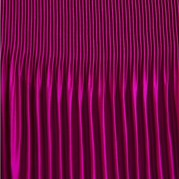 Abercrombie & Fitch Fuchsia Pleated Maxi Dress - Picture 2 of 4